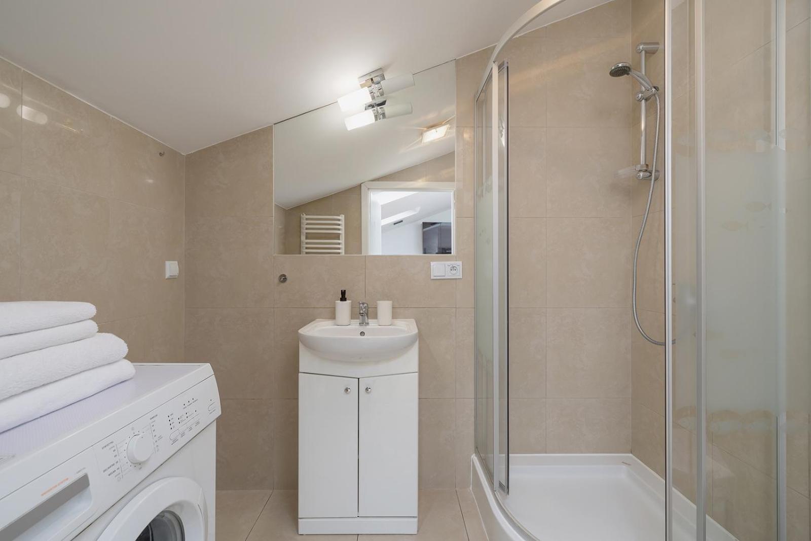 קרקוב 1 Bedroom Apartment With Ac - Dluga 65 Street מראה חיצוני תמונה